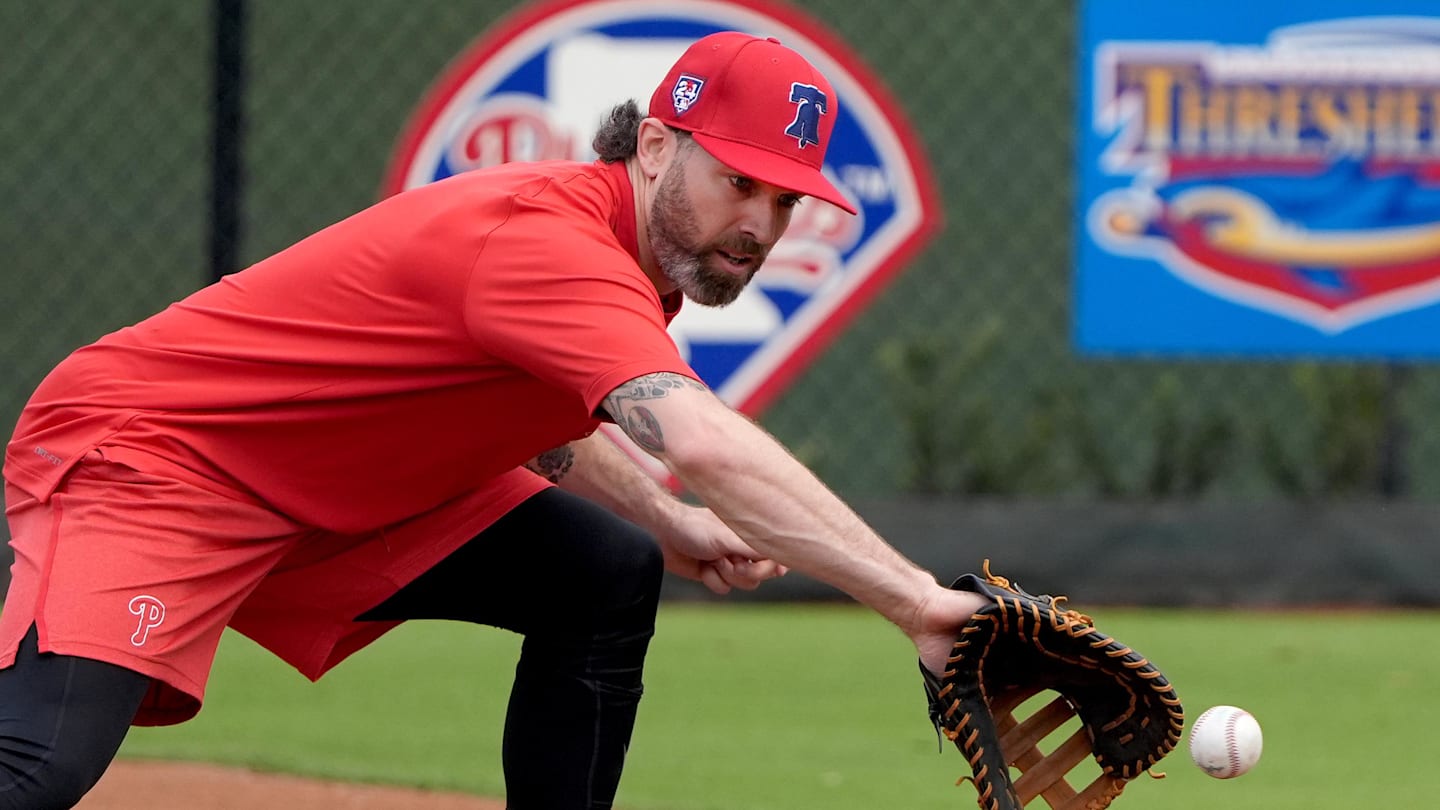 Feb 16, 2024; Clearwater, FL, USA; Philadelphia Phillies left fielder Jake Cave (44) fields a ball during Phillies Spring Training.