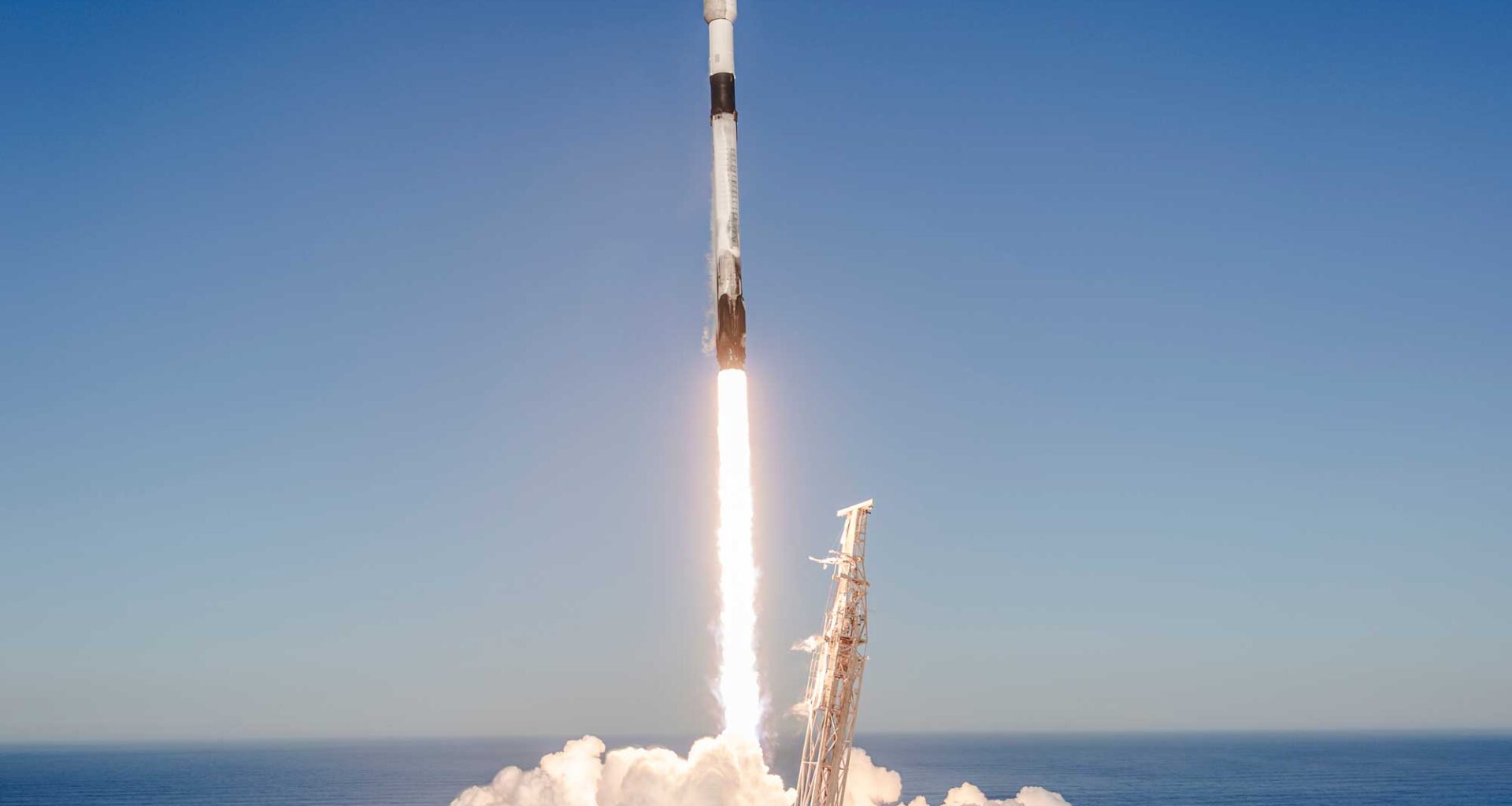 Falcon Rocket Carries Starlink Craft From Vandenberg SFB as SpaceX Reveals Stargaze Control System | Local News