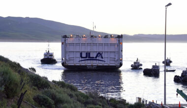 Ship Delivers 1st Vulcan Rocket Parts for Inaugural Vandenberg SFB Launch | Local News