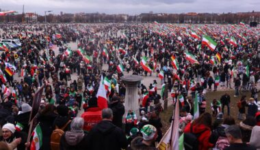 Live - Netanyahu says Iran deal must include nuclear dismantling, 300 km missile cap