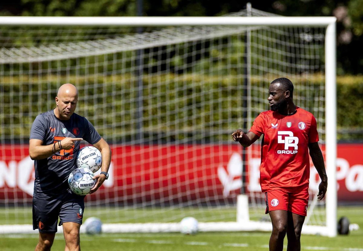 Arne Slot and Lutsharel Geertruida during their time at Feyenoord