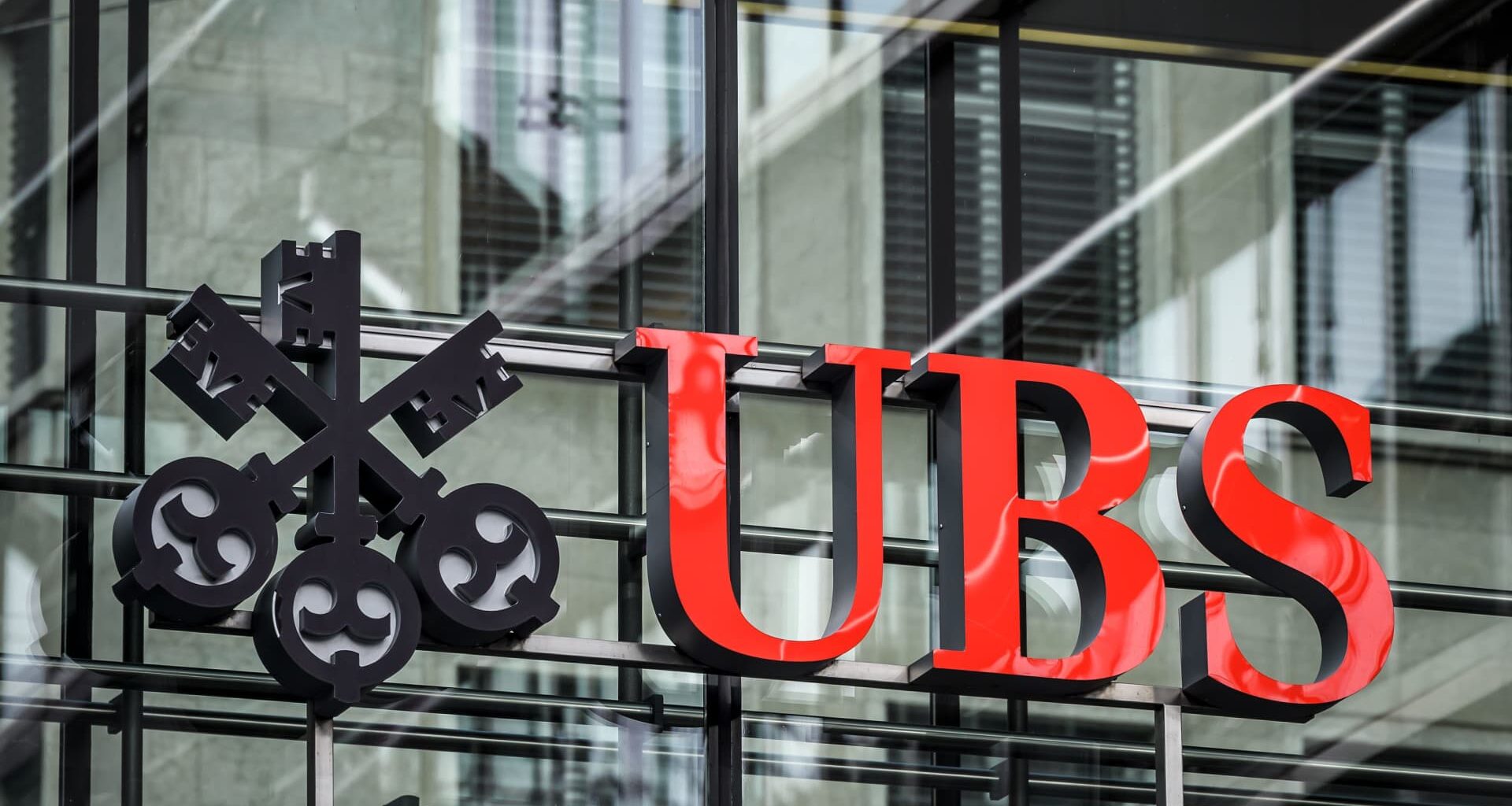 UBS Q4 earnings