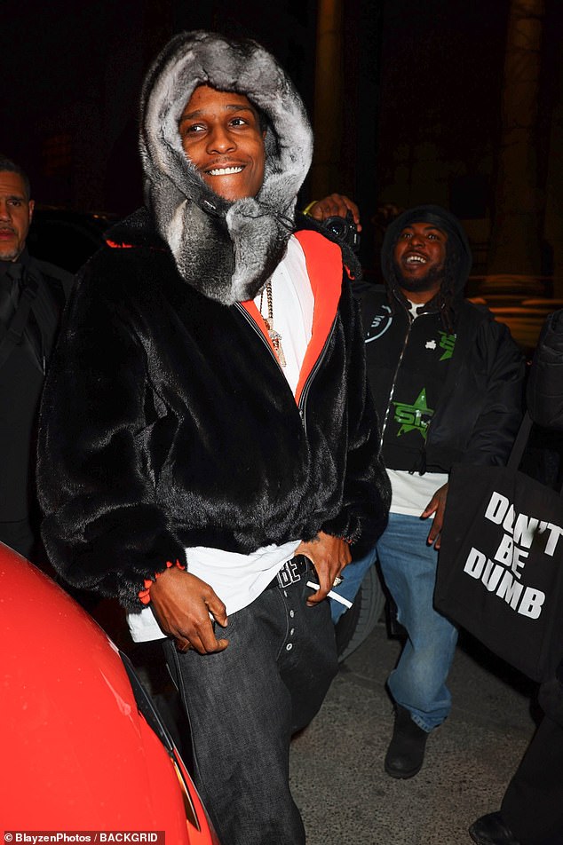 The Am I Dreaming music artist was beaming a big smile outside the venue