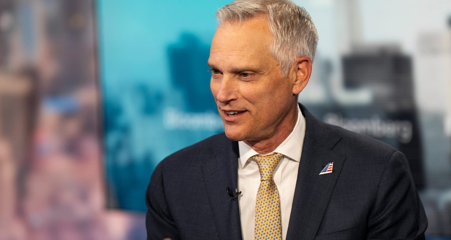 Pressure mounts on American Airlines CEO as carrier lags rivals