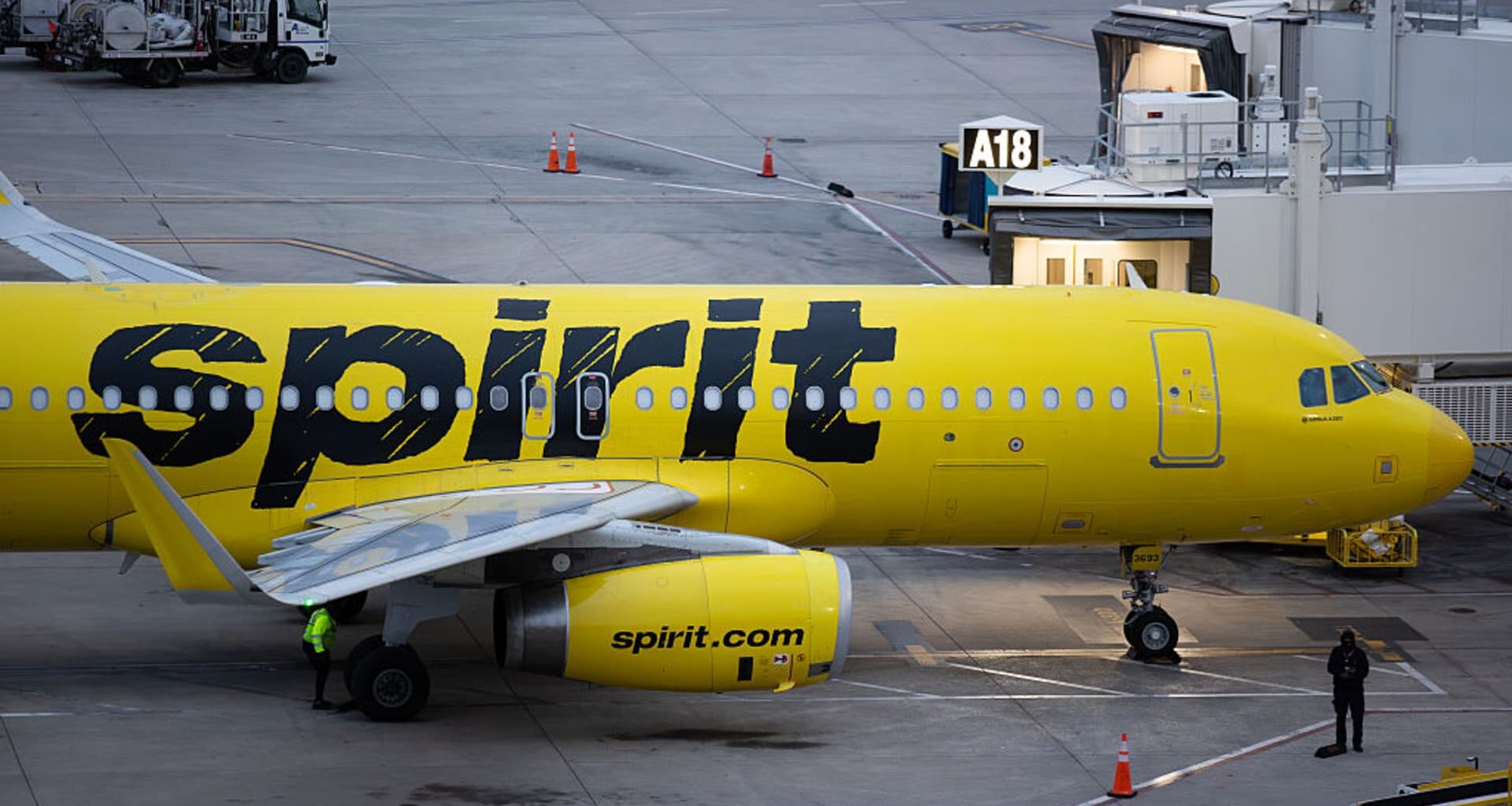 Spirit Airlines sells planes, calls back furloughed flight attendants
