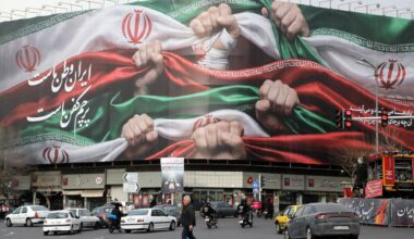 Iran, U.S. diverge on sanctions relief: Iranian official tells Reuters