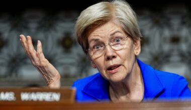 Senate Banking Democrats demand delay on Warsh nomination