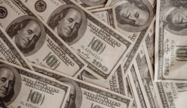 Dollar languishes as Asia markets reopen to renewed tariff turmoil