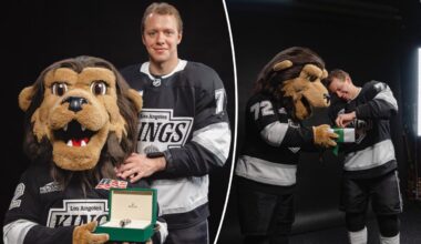 Ex-Rangers star Artemi Panarin gifts Rolex to Kings mascot