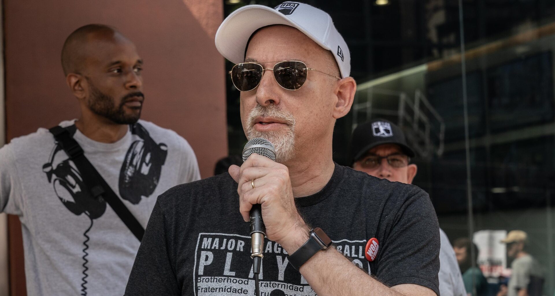 MLBPA Exec Says 'A Lockout Is All But Guaranteed' Amid Latest MLB CBA Talks