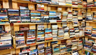 After Almost a Century, Readers Close Mass Market Paperbacks