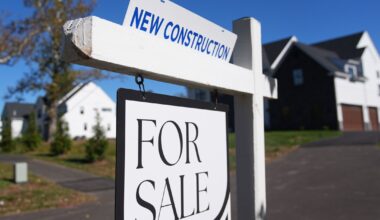 Mortgage Rates' Fall May Trigger 'Barn Burner' Spring