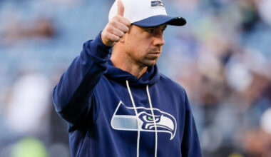 Internet Sleuth Describes Raiders Meeting with Kubiak, Says Board was Titled “Welcome to Vegas”