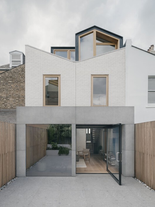 Komorebi Family Home / ConForm - Exterior Photography, Concrete