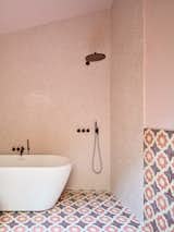 This Rhode Island Home Is Fully Electric—and So Are Its Owners’ Tastes - Photo 9 of 12 - 