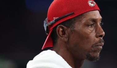 Patrick Mahomes' father arrested for violating DWI probation