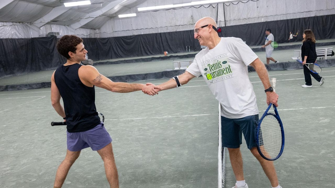 Green family celebrates tennis tournament's 50th anniversary