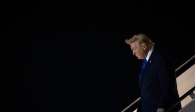 White House downplays coming jobs report