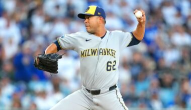 Sources: Rockies agree with Jose Quintana on one-year deal