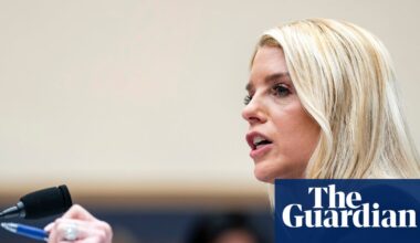 ‘You’re a washed-up loser lawyer’: Pam Bondi taunts Democrats over Epstein | Pam Bondi