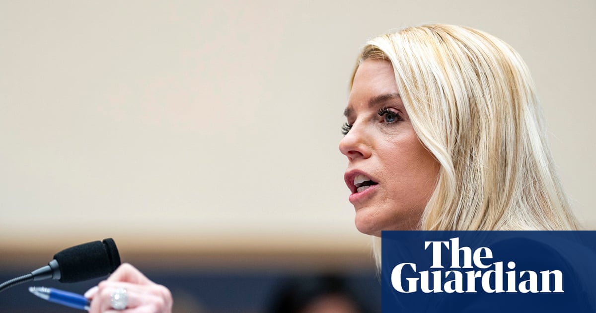 ‘You’re a washed-up loser lawyer’: Pam Bondi taunts Democrats over Epstein | Pam Bondi