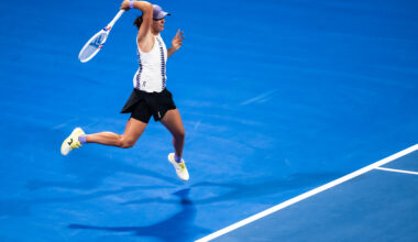 Swiatek comes from a set down to hold off Kasatkina in Doha - WTA Tennis