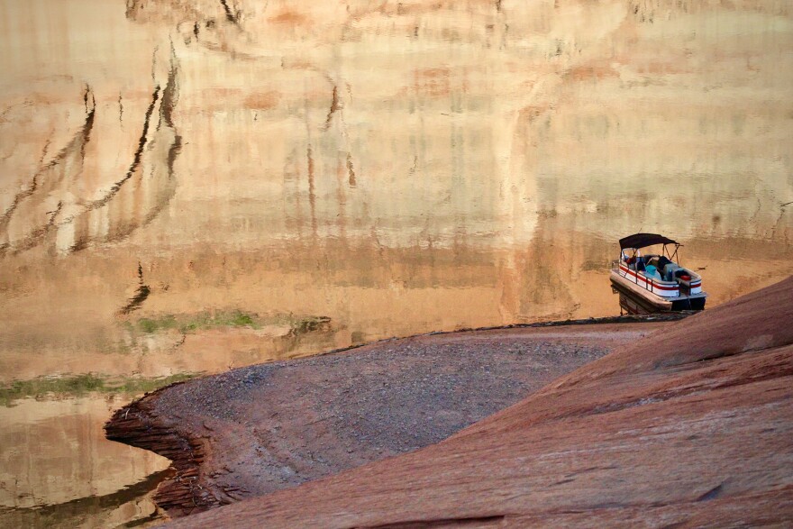 Pontoon boat on Lake Powell