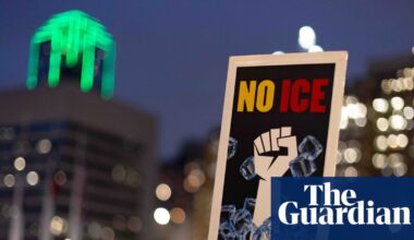 Judge declares mistrial in Texas ‘antifa’ protest case over attorney’s T-shirt | Texas