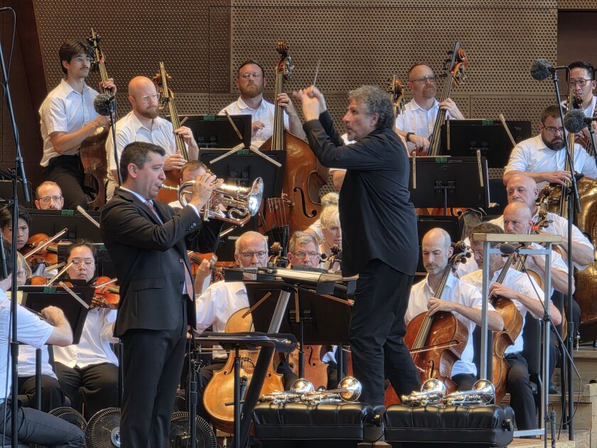 Concierto de Otoño featuring Venezuelan trumpet virtuoso Pacho Flores