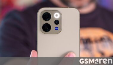 vivo V70 in for review