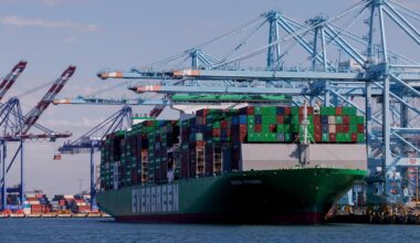 Wall Street’s Smart Money Wins as Tariff Whiplash Grips Markets