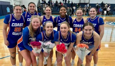 Bears win at Mount Holyoke to clinch playoff berth