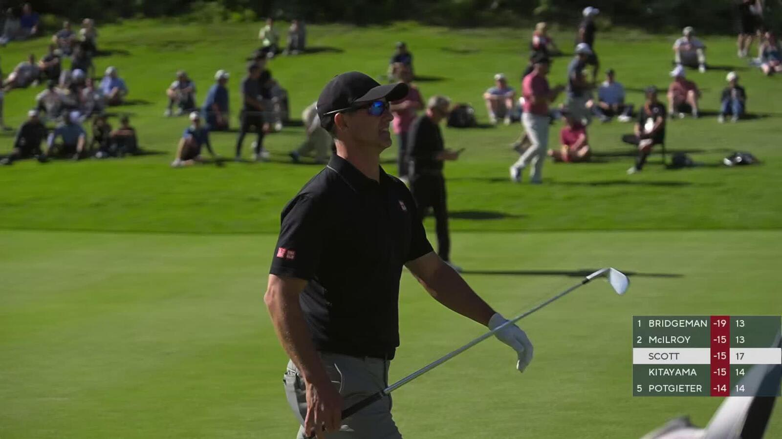 Adam Scott sinks 25-foot birdie putt on No. 18 at The Genesis