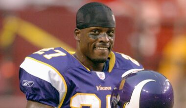 NFL news: Ex-Vikings player Ronyell Whitaker dead at 46