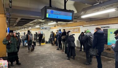 NYC subway service melts down as riders return following blizzard