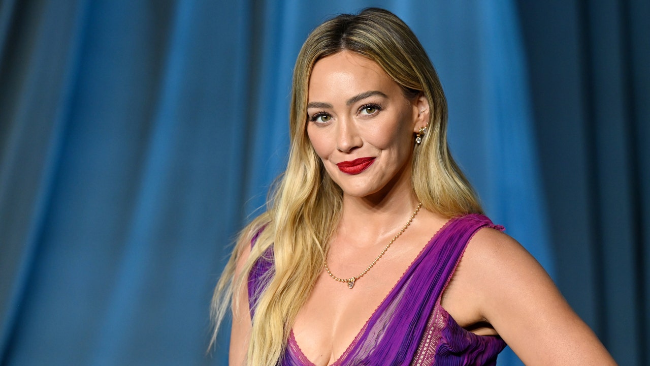 Hilary Duff fires back at critics over provocative 'Roommates' lyrics
