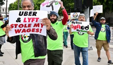 Trump's Revived Anti-Worker Rules Condemned as 'Outright Grift'