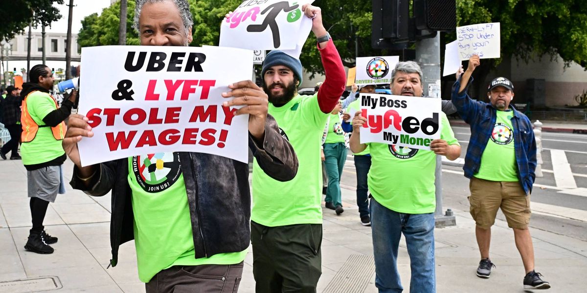 Trump's Revived Anti-Worker Rules Condemned as 'Outright Grift'