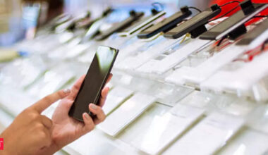 Smartphone makers may get PLI scheme 2.0: Government eyes tariffs, China challenges, and programme success