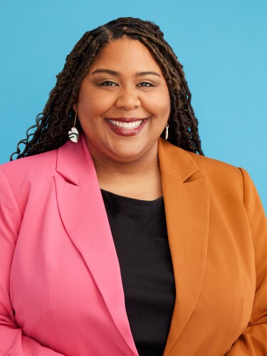 Jessica Esquivel headshot.jpg