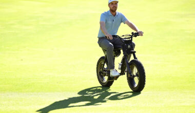 Ryan Gerard shows off his ultimate golf guy bachelor pad