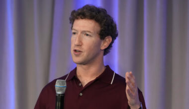 Mark Zuckerberg set to testify in watershed social media trial