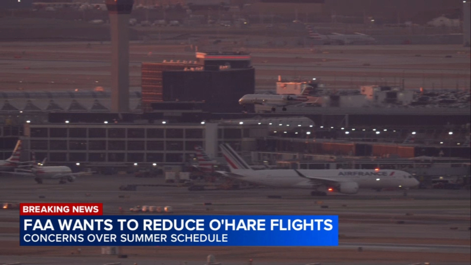 FAA to ask airlines to reduce flights at Chicago's O'Hare airport this summer, saying schedule could stress safety systems