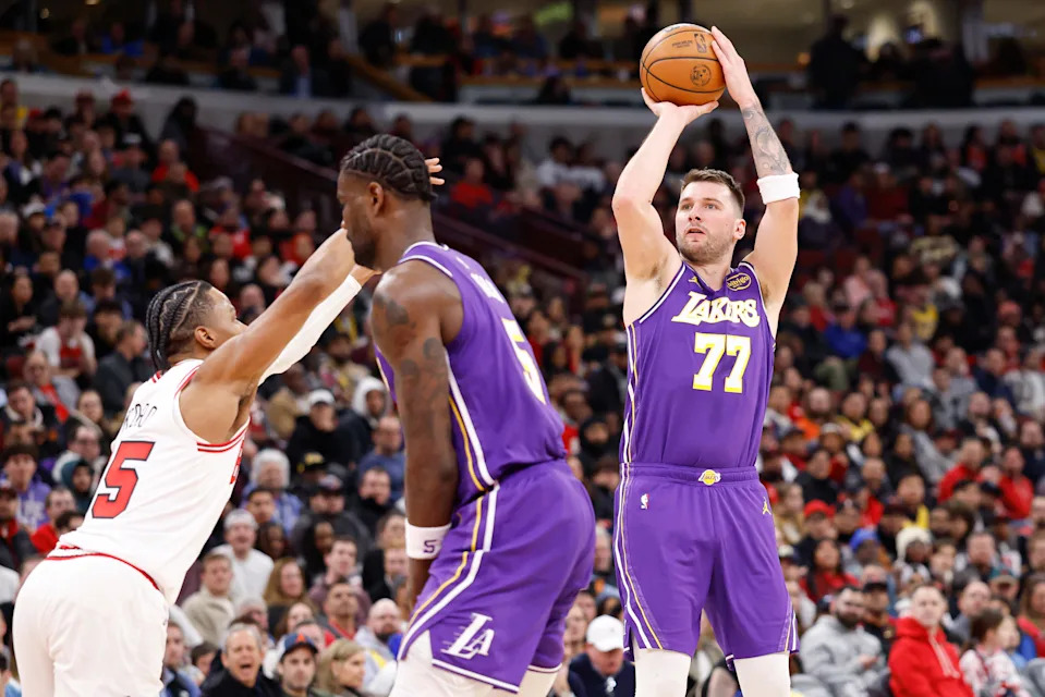 Jan 26, 2026; Chicago, Illinois, USA; Los Angeles Lakers guard Luka Doncic (77) shoots against the Chicago Bulls during the second half at United Center. Mandatory Credit: Kamil Krzaczynski-Imagn Images