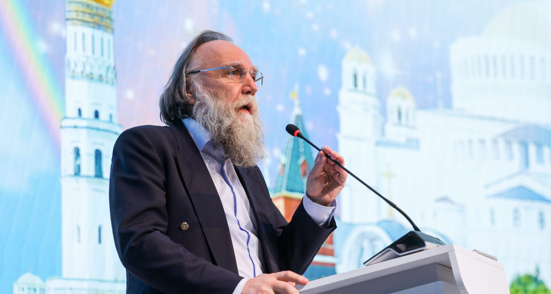 The Dark Enlightenment and the Return of Political Theology in Russia and the United States – Riddle Russia