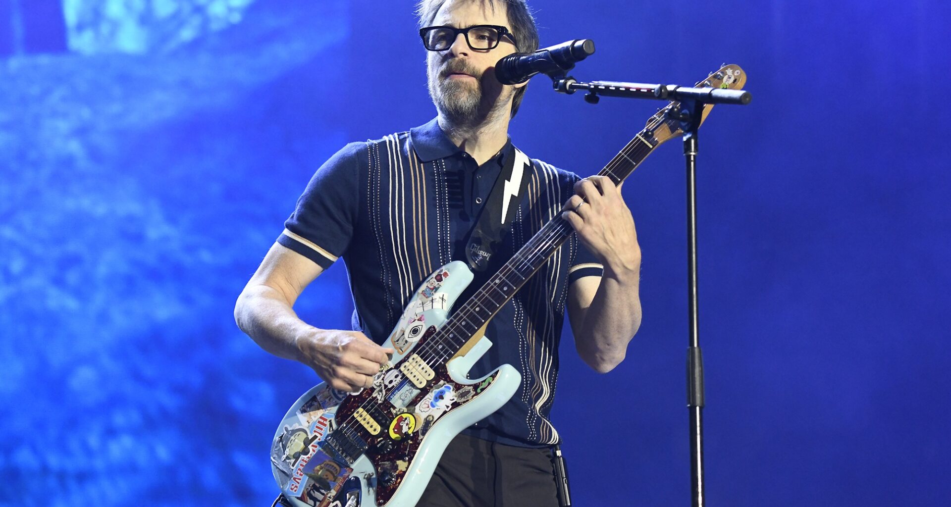 Weezer to celebrate 34th anniversary by re-releasing all coloured albums on vinyl with colouring book