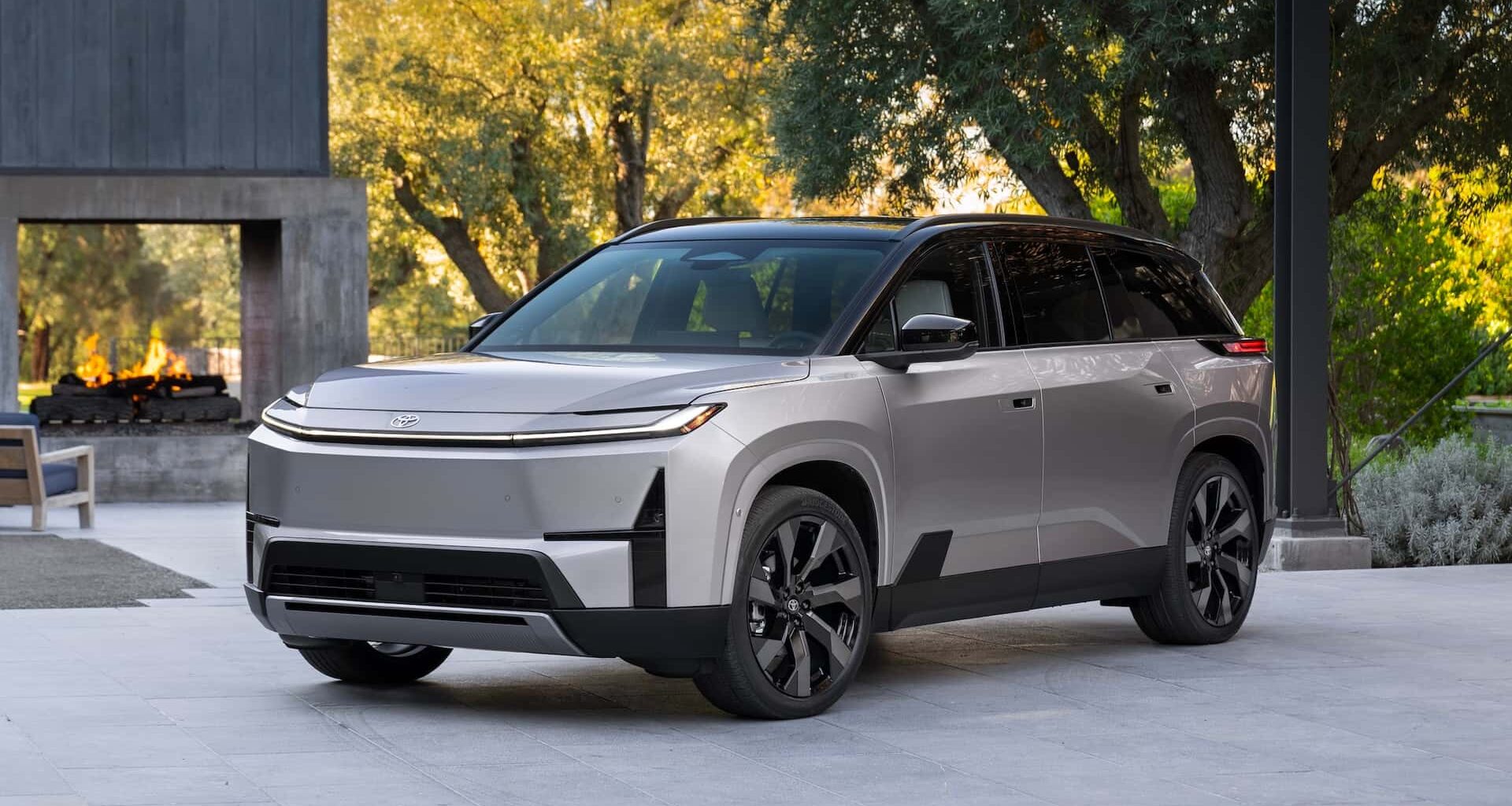 An American-Made, 320-Mile Electric Three-Row SUV