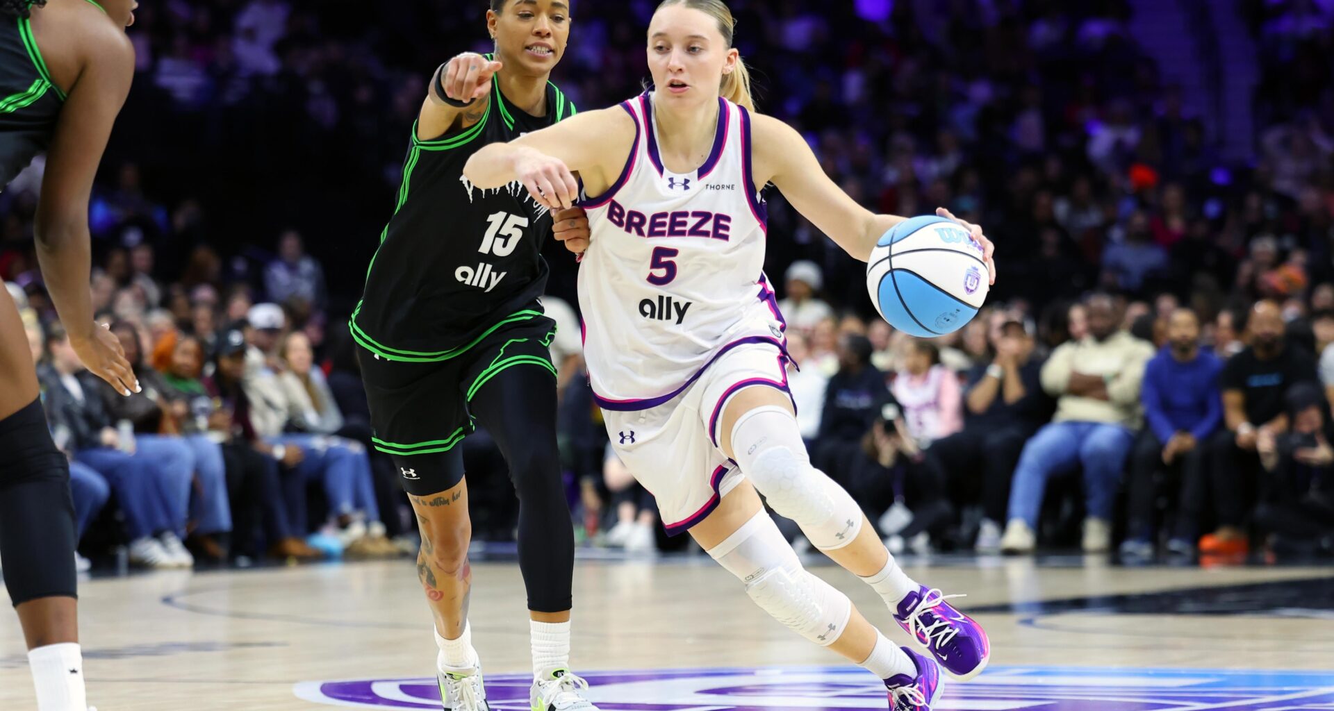 Paige Bueckers Shines as Breeze Beat Chelsea Gray, Rose in 2026 Unrivaled Without Cameron Brink