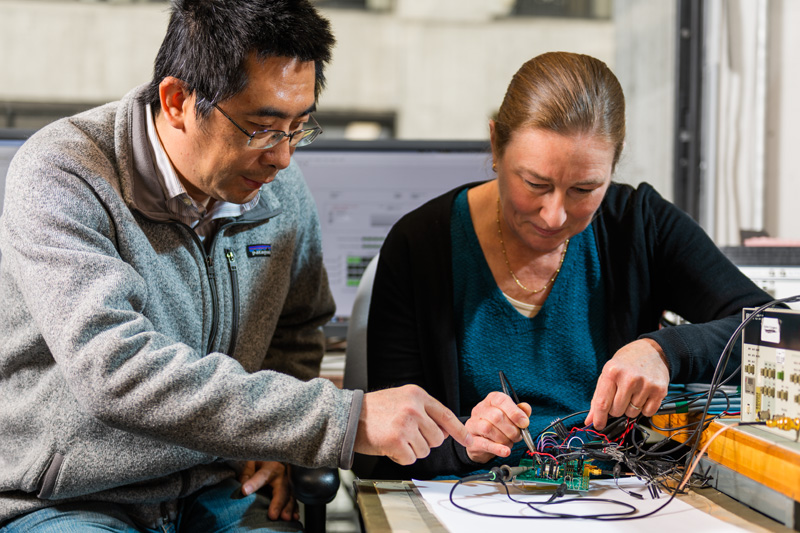 DOE national quantum research centers reach breakthrough towards building scalable quantum computers