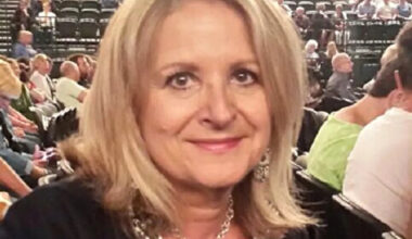 Mom of 2 Died from Asbestos-Related Cancer After Hugging Her Dad as a Child Exposed Her to the Fibers